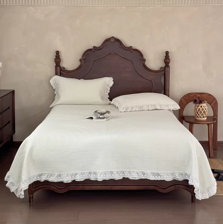 레이스 원단으로 인쇄된 이불